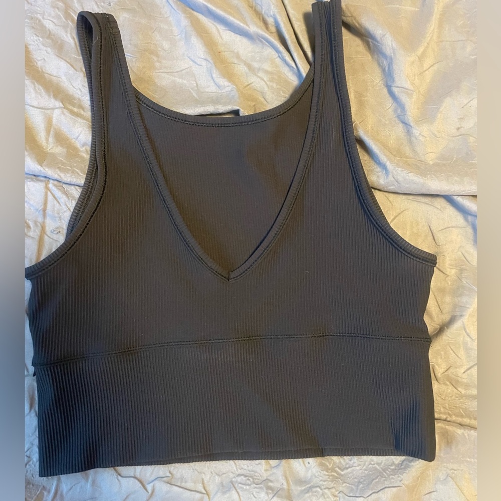 Lululemon power pivot tank